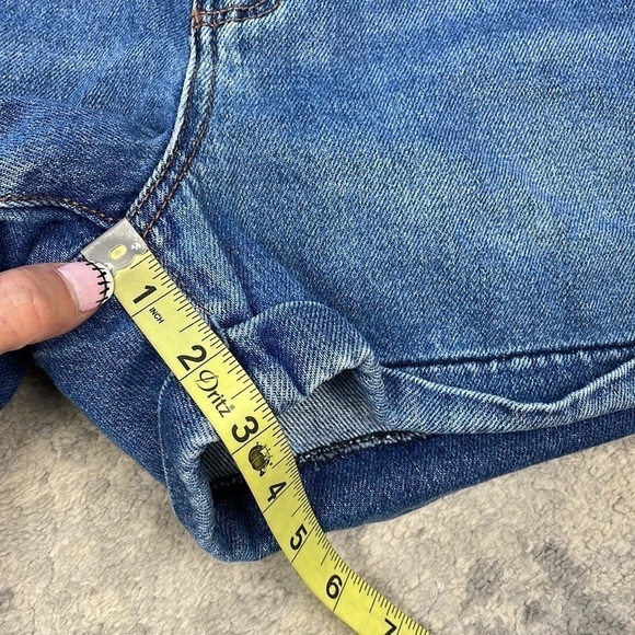 American Eagle High Rise Mom Shorts Denim Jean Cuffed Sz 4 - Picture 9 of 13